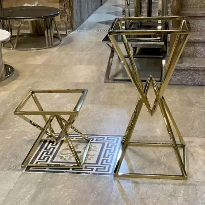 میز عسلی بلند استیل به رنگ طلایی با رویه شیشه