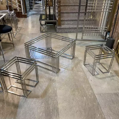 ست 3تایی میز جلومبلی و عسلی نقره ای با رویه شیشه